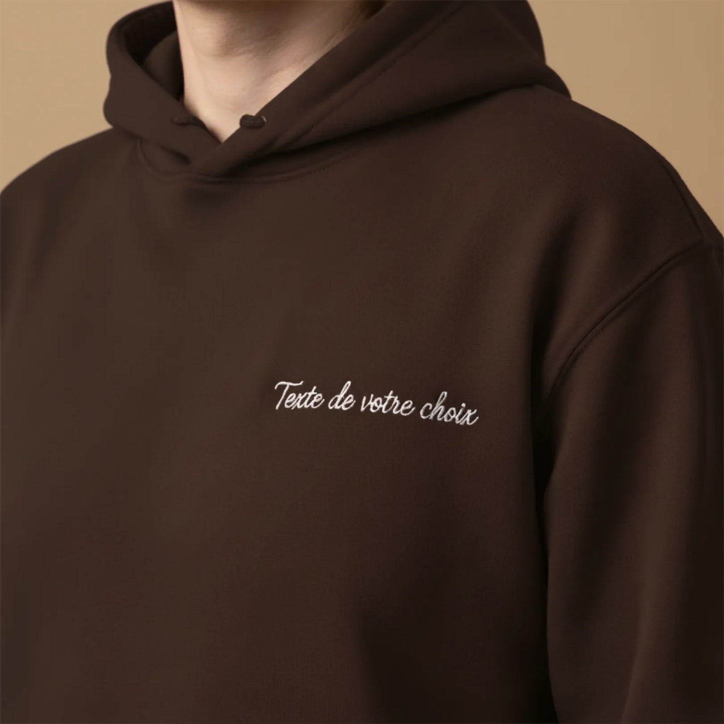 Sweat avec inscription brodée