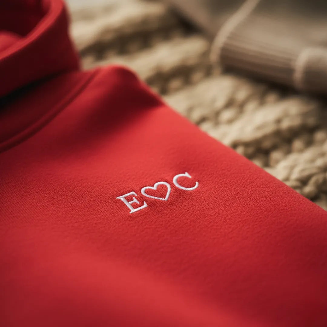 T-shirt avec inscription brodée