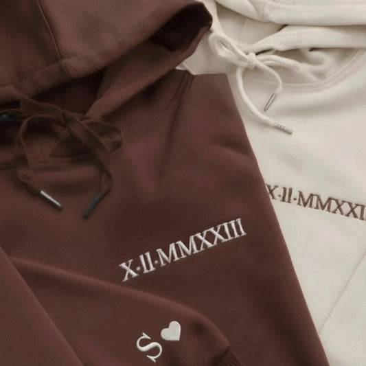 Sweat avec inscription brodée
